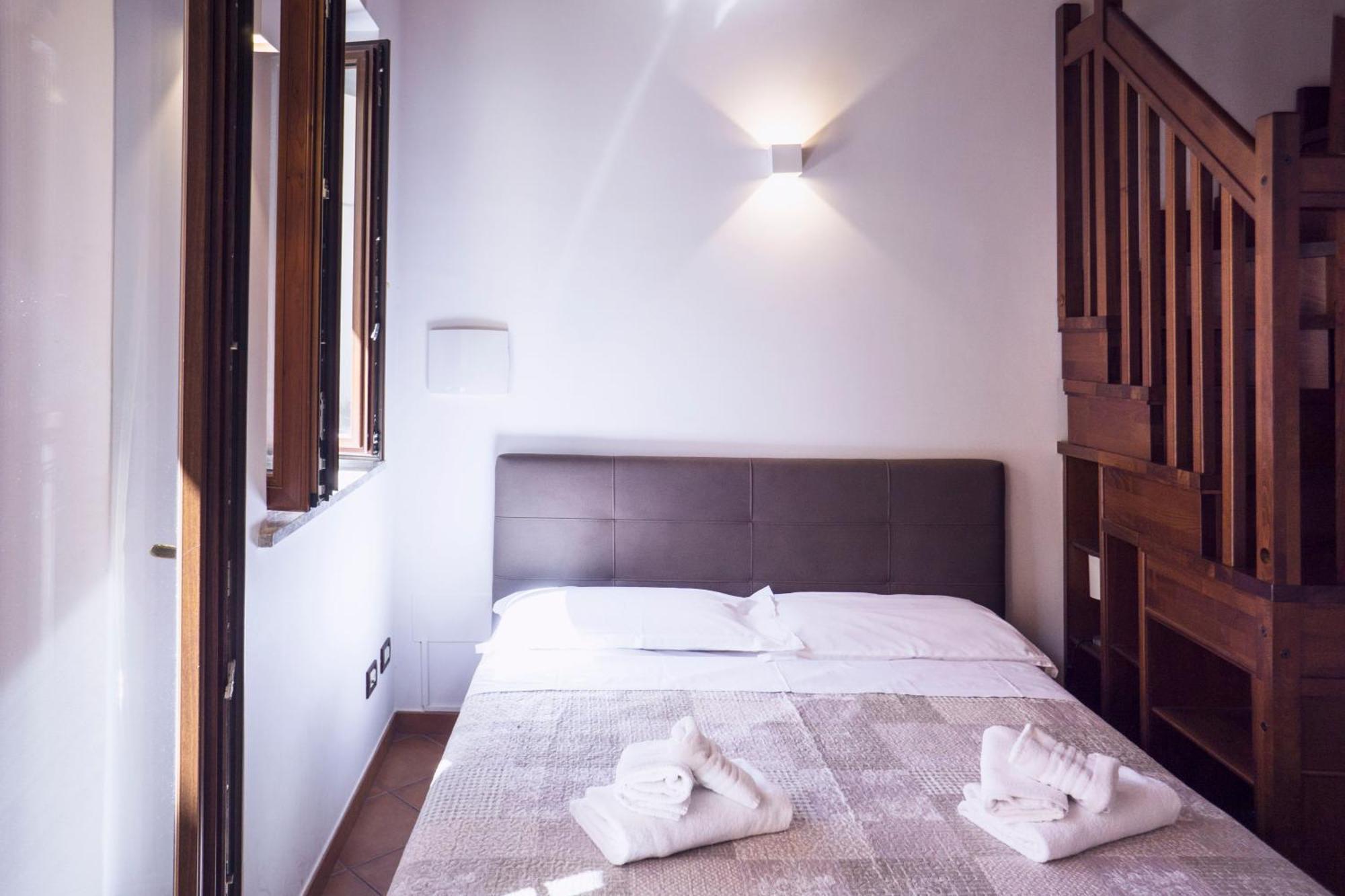 Appartamento Tina House - Il Cortile Nel Centro Storico Di Taormina Esterno foto