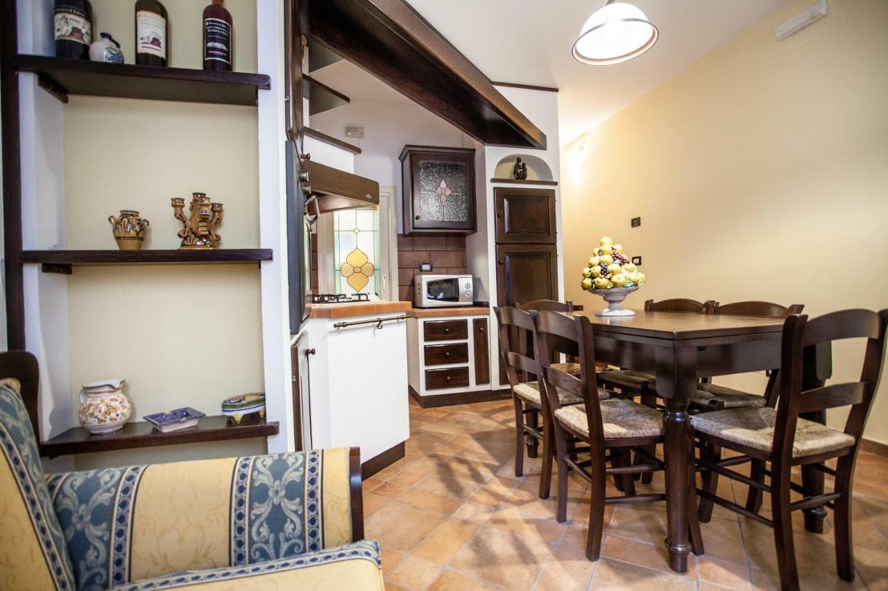 Appartamento Tina House - Il Cortile Nel Centro Storico Di Taormina Esterno foto